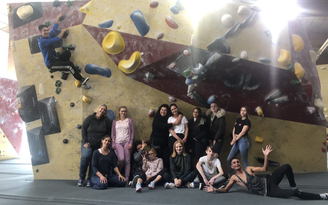 Ausflug der Klasse BEU in die Boulderhalle Monolith