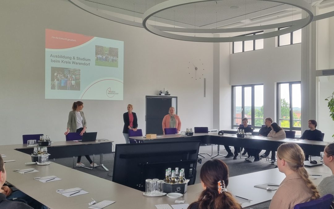 Einblick in Ausbildung und duales Studienangebot bei der Kreisverwaltung