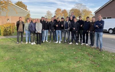 Interreg-Projekt fortgesetzt: Auszubildende des Paul-Spiegel-Berufskollegs besuchten Lehr- und Forschungsbetrieb